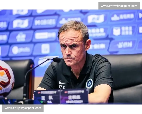 拉坦齐奥战术破解斯卢茨基，新鹏城针对性打法显成效